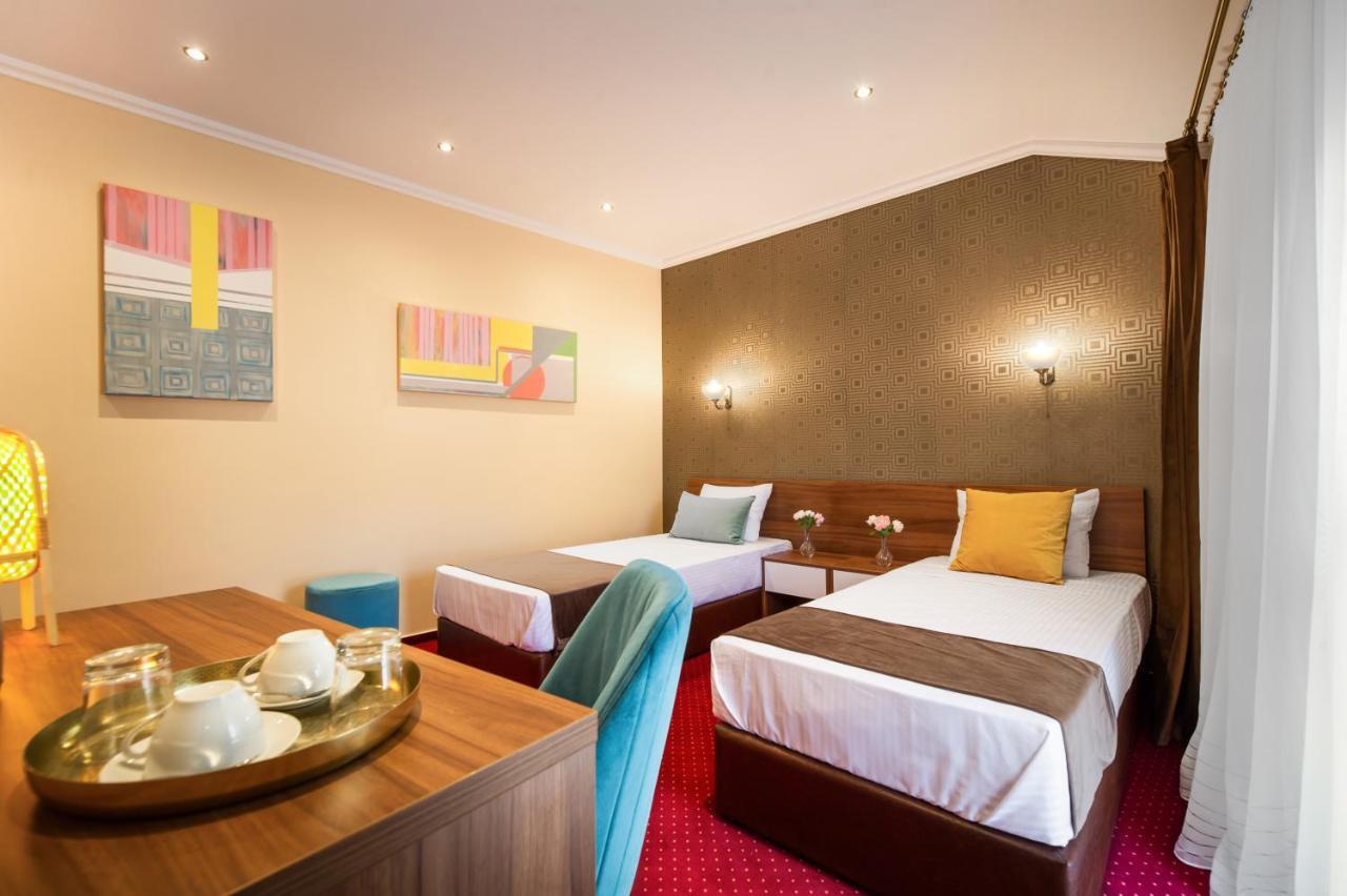 Bucur 9 Hotel บูคาเรสต์ ภายนอก รูปภาพ